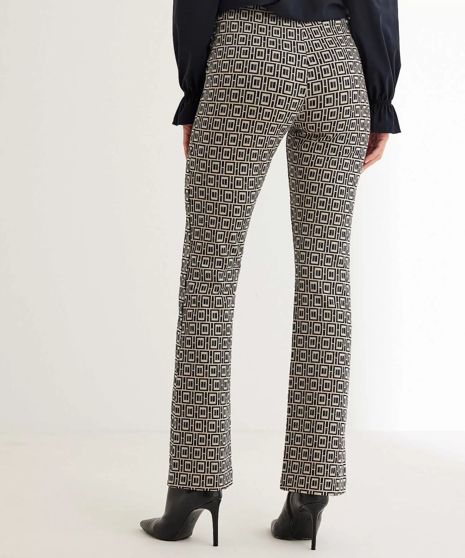 Broeken^No Man's Land Broek Jacquard Grafisch